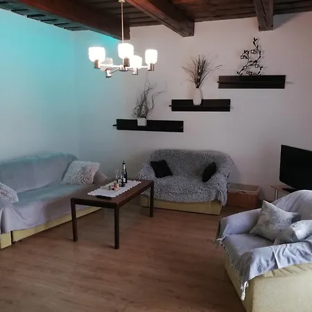 Lejlighed Apartman 5 Izbovy Rodinny Dom