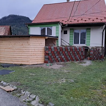 Apartman 5 Izbovy Rodinny Dom * Lúčky